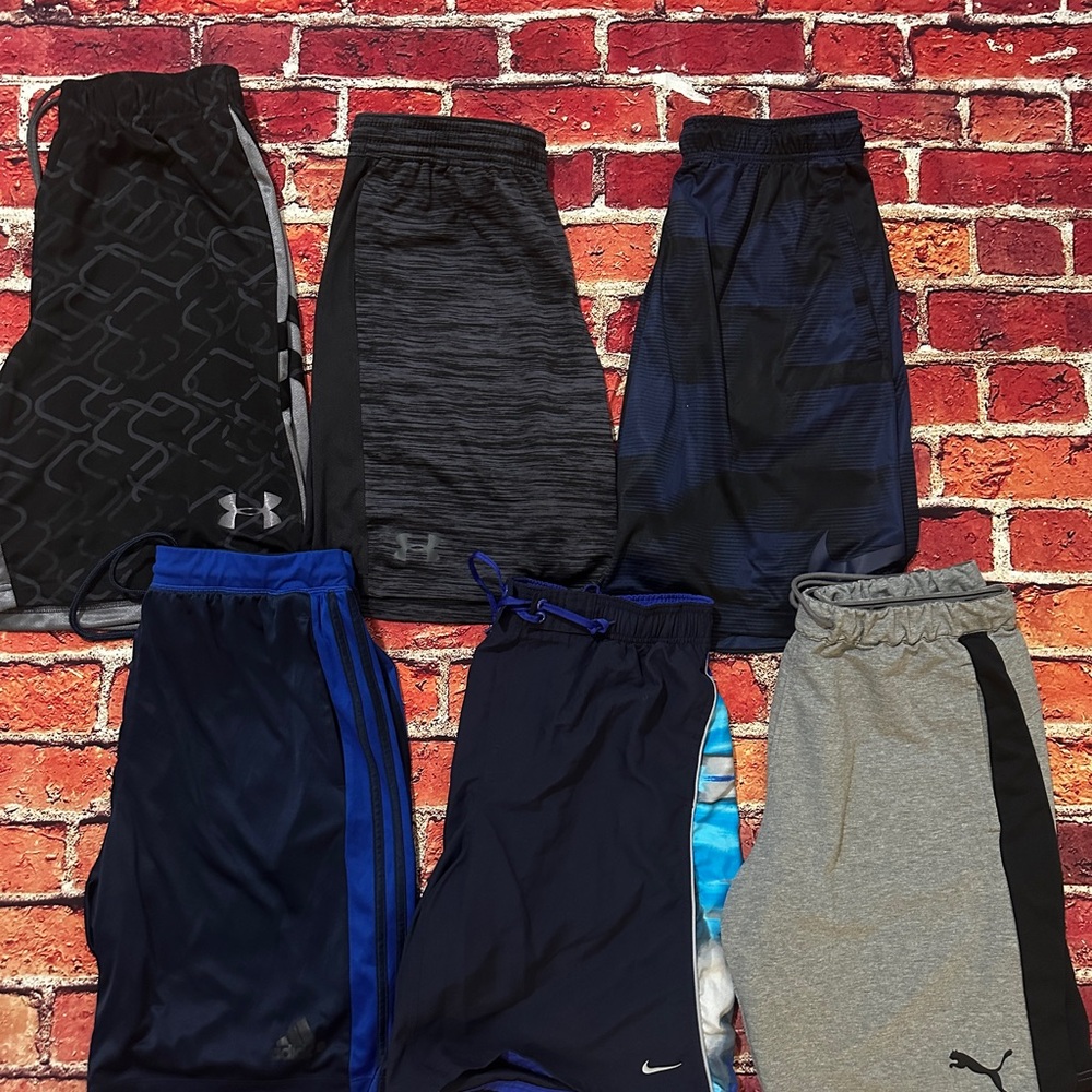 Men shorts bundle size large - image 6